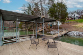 Lakeside Retreat - Private Lake Access